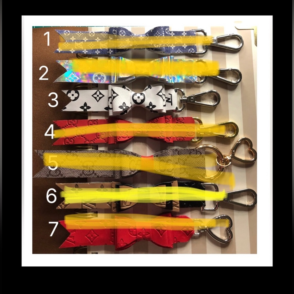Handmade fashion keychains